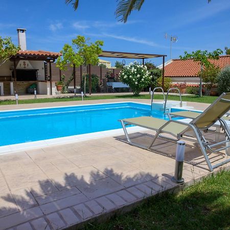Artemis Riviera Villa Екстериор снимка