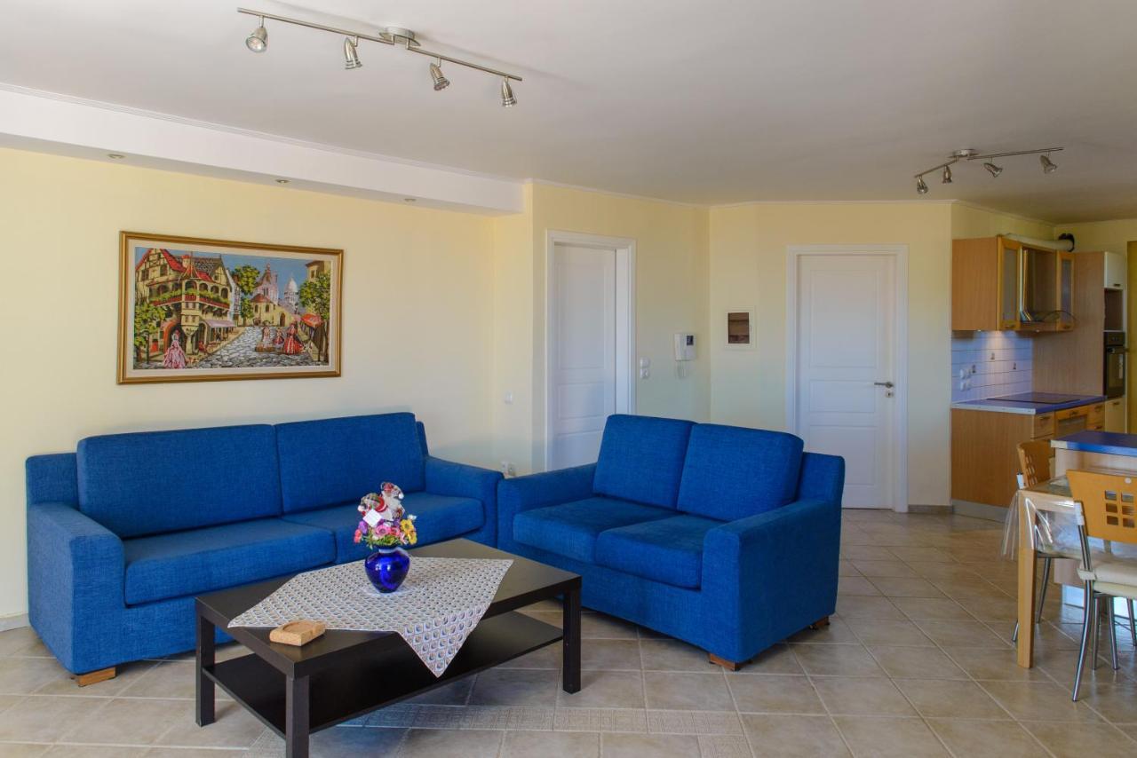Artemis Riviera Villa Екстериор снимка