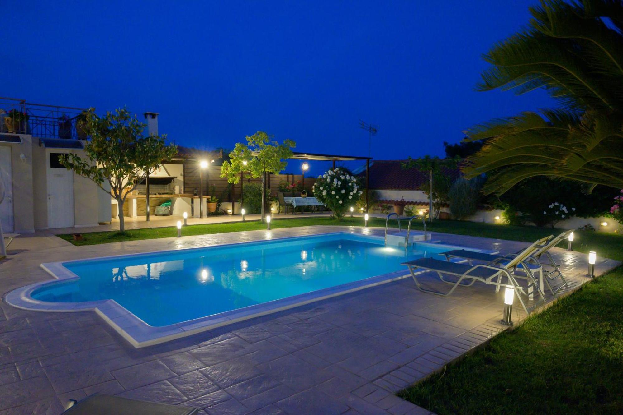 Artemis Riviera Villa Екстериор снимка