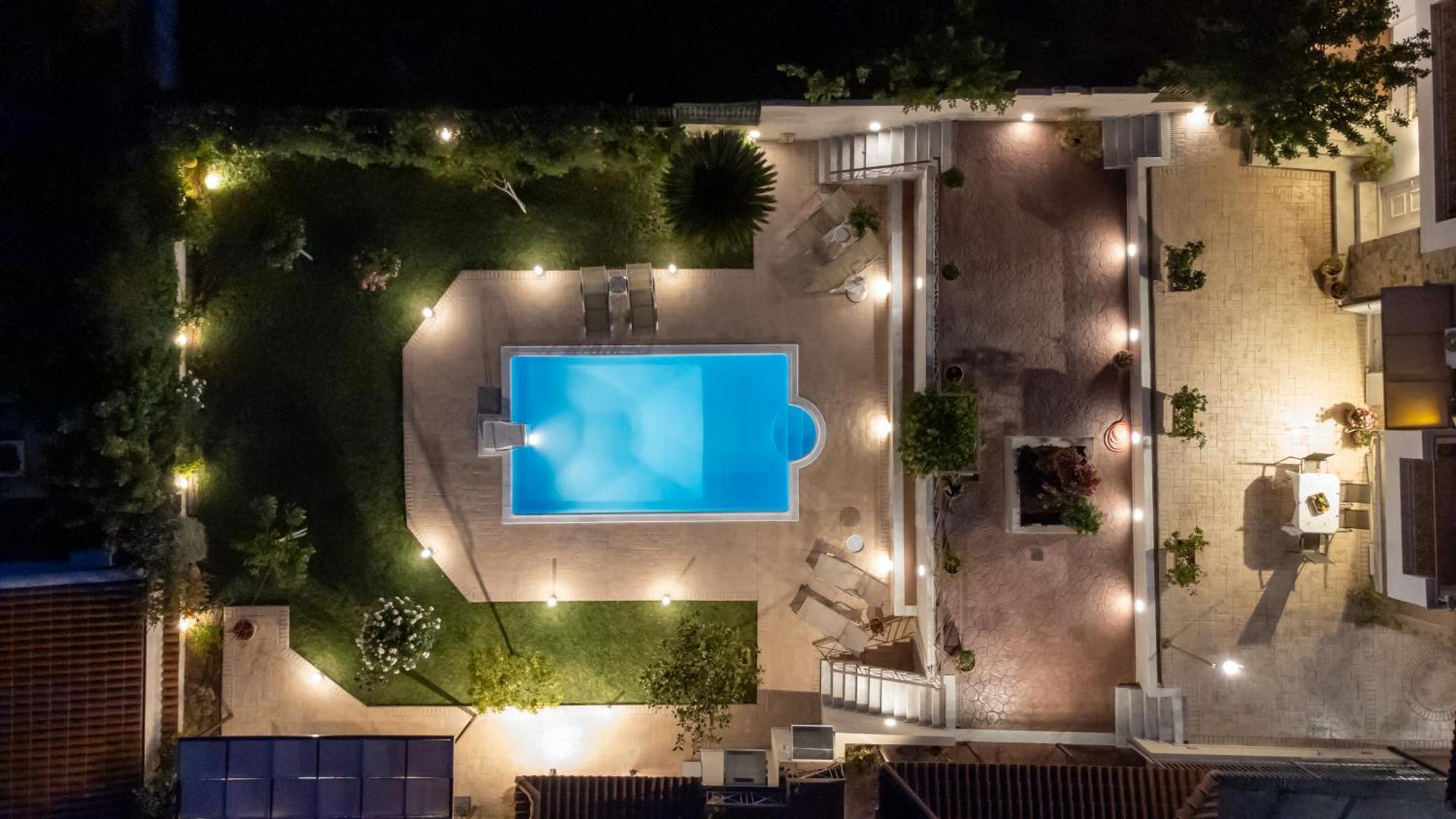 Artemis Riviera Villa Екстериор снимка